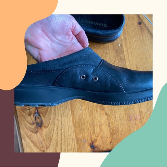 SOLD!! Dunham Slip on Mules New In Box - Picture 2 of 6